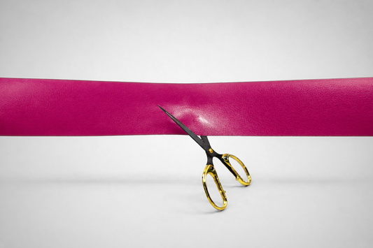 Rubans d'inauguration colorés sans impression