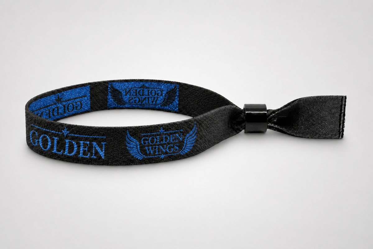 Festival Braceleten gewéckelt mat metallesche Fuedem