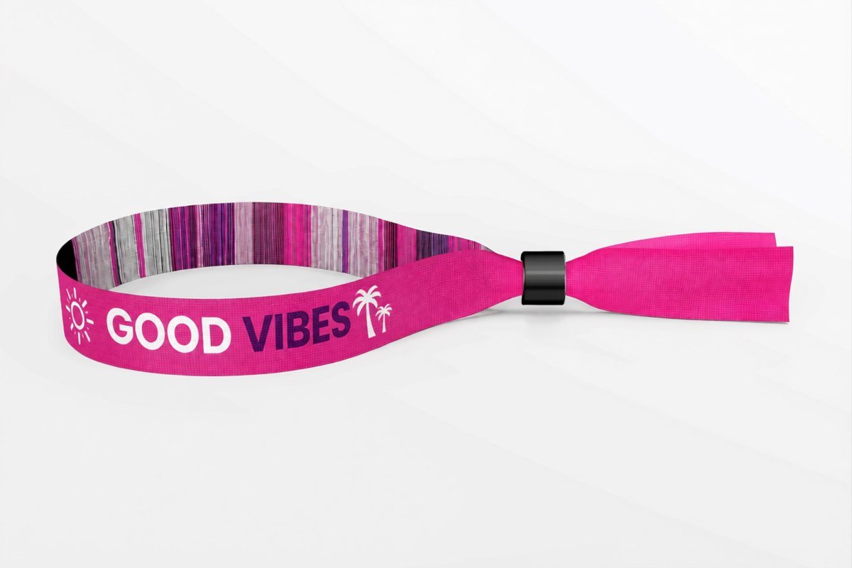 Bracelet en tissu tissé rose avec texte Good Vibes tissé